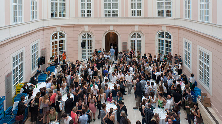 Ausstellungen