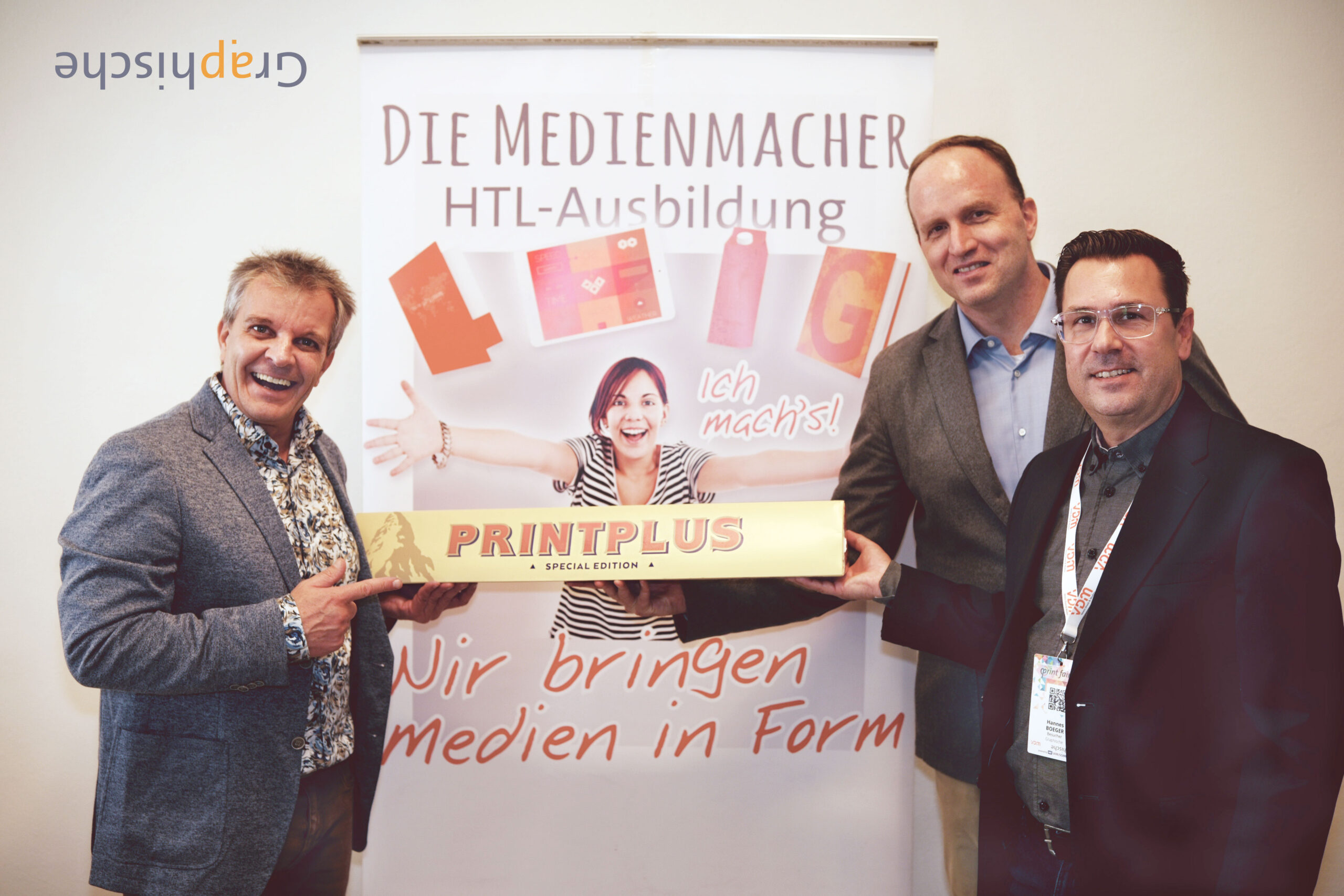 v. l. n. r.: Christian Schoissengayer (Vertrieb & Beratung Printplus AG), Patrick André Abteilungsvorstand Druck- und Medientechnik, Hannes Boeger Unterrichtender Kalkulation